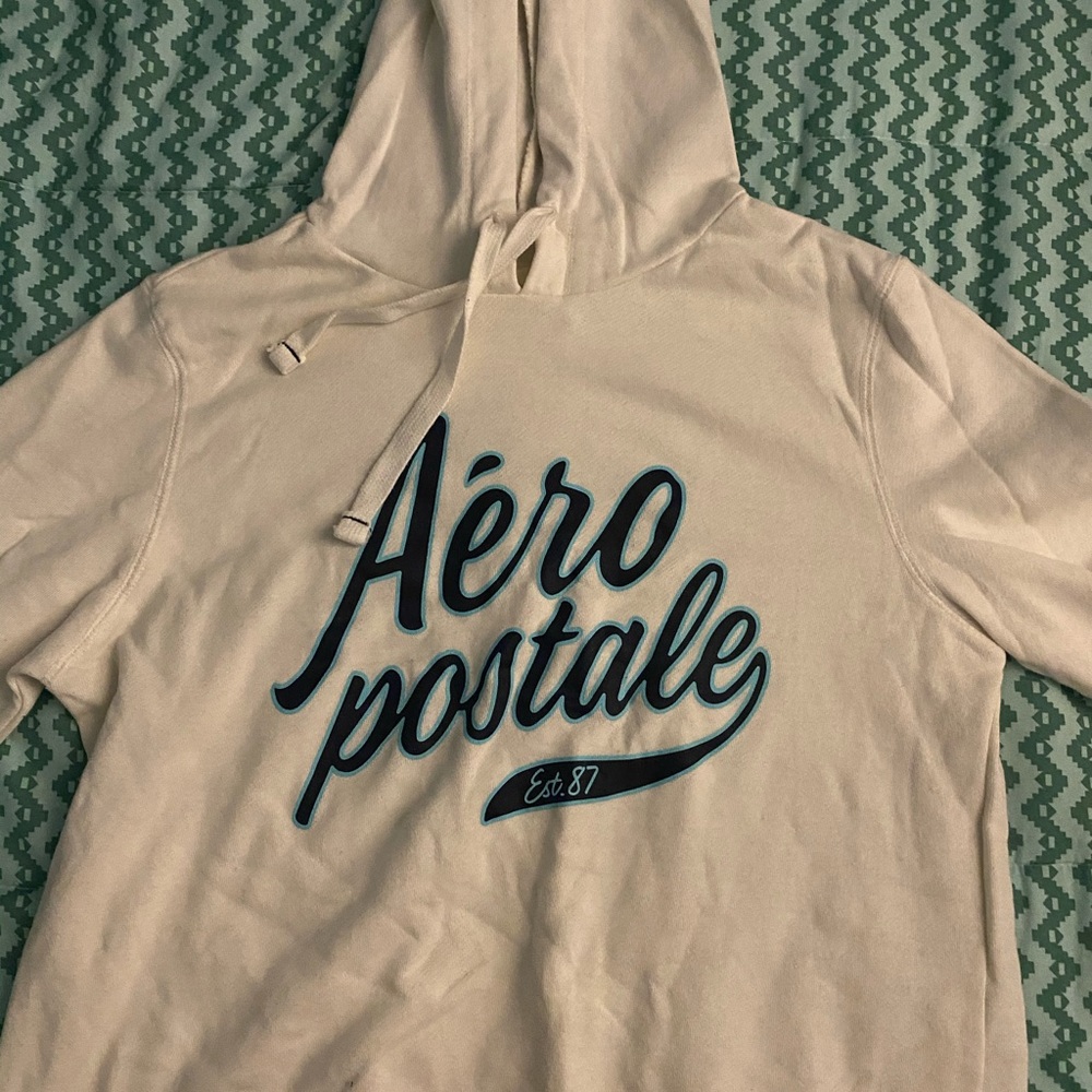 White hoodie